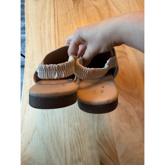 NWOB Emerald Label Genuine Leather SZ 42 EU 11 US San Tan Slingback Quilted Shoe - Picture 3 of 5